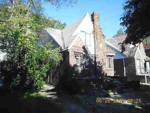 15839 Robson (6)_m.jpg